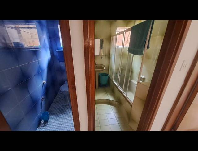 5 BEDROOM HOUSE FOR SALE IN OVERPORT